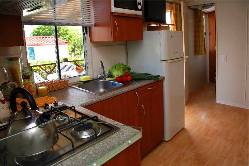 Camp Dole Zivogosce Hotel Podgora Kültér fotó